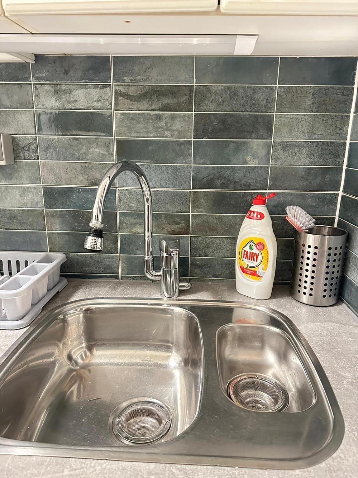 Peaceful 2 Room 50M2 Centric 10 Min To Old Town Ac Riga Exteriör bild
